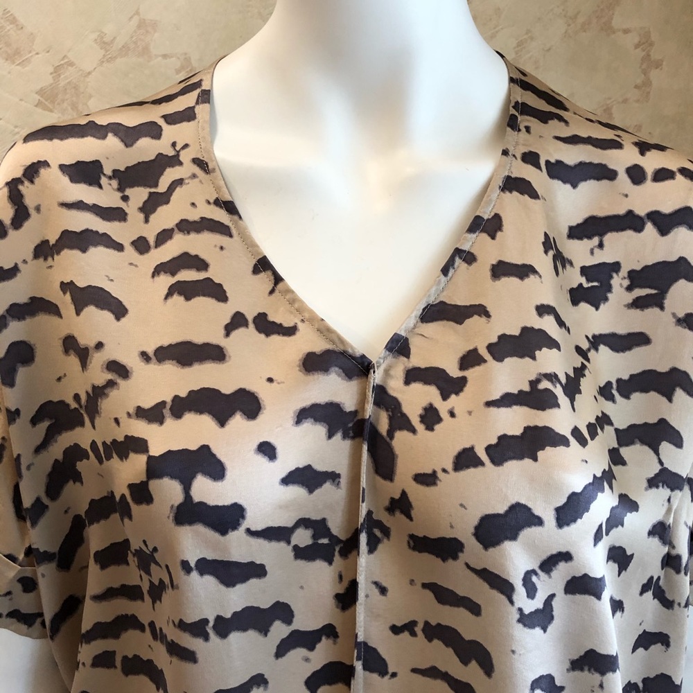 100 % silk Tiger print